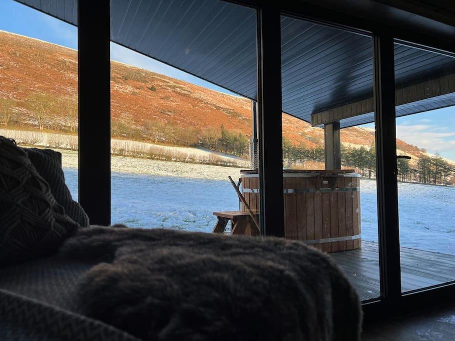 Vila Quirky, Luxury Hideaway Llanbrynmair Exteriér fotografie